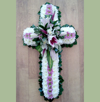 Sympathy Flowers Bolton, 2ft flower cross