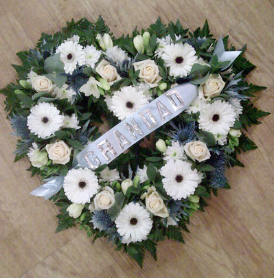 Funeral Flowers Bolton, open heart (1)